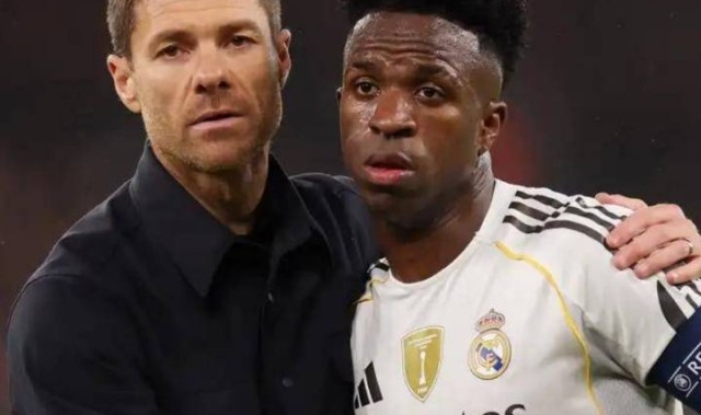 曼联报价皇马球星 西甲豪门视红魔队长为可行交易筹码