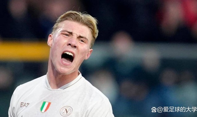 霍伊伦在拿波里重生：永久转会仅是形式，曼联或将目送又一意甲锋霸