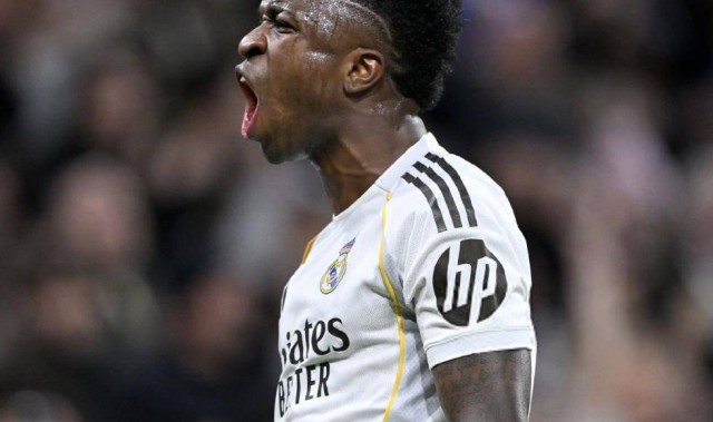 足坛一夜动态：拜仁16连胜创造历史，皇马登顶西甲，国米3-2绝杀尤文