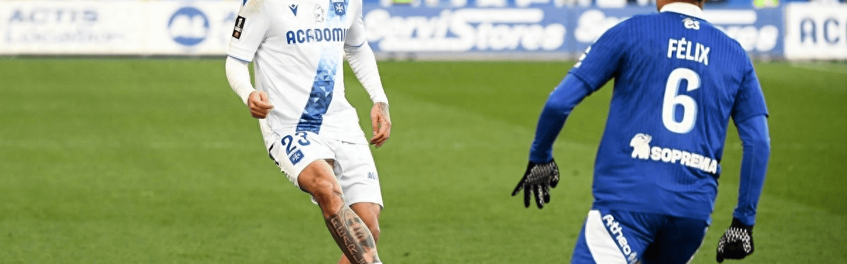 法甲对决：斯特拉斯堡主场迎战洛里昂，中下游抢分关键战！