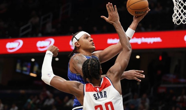 麦科勒姆27+6+5萨尔23+8 理查德森20分奇才力克魔术