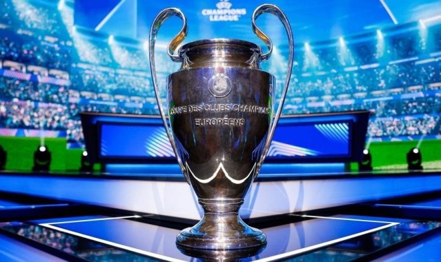 豪门悲欢夜：曼城利物浦翻车，62岁穆帅150场里程碑，曼城尤文枪手告捷