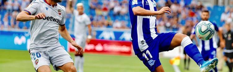 西甲保级战焦点：赫塔费主场迎战埃尔切，防线危机与士气对决，定位球与反击成关键。