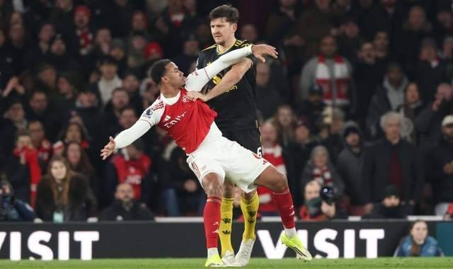 曼联绝杀阿森纳！给其他球队打个样儿！知道如何阻击阿森纳了吧！