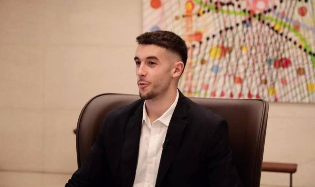 霍安：巴萨的影响力没有一家俱乐部能比，希望能在这效力多年