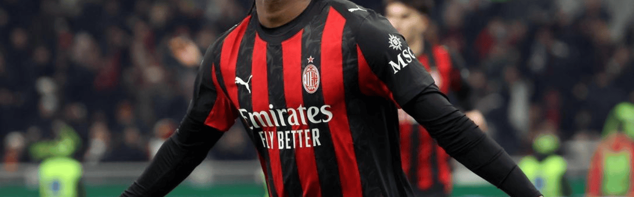 一场1-0让榜首易主，意甲豪强12轮不败，力压罗马登顶