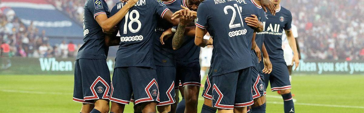 巴黎圣日耳曼近期状态遇阻，雷恩四连胜势头强劲，能否在法甲一决高下？