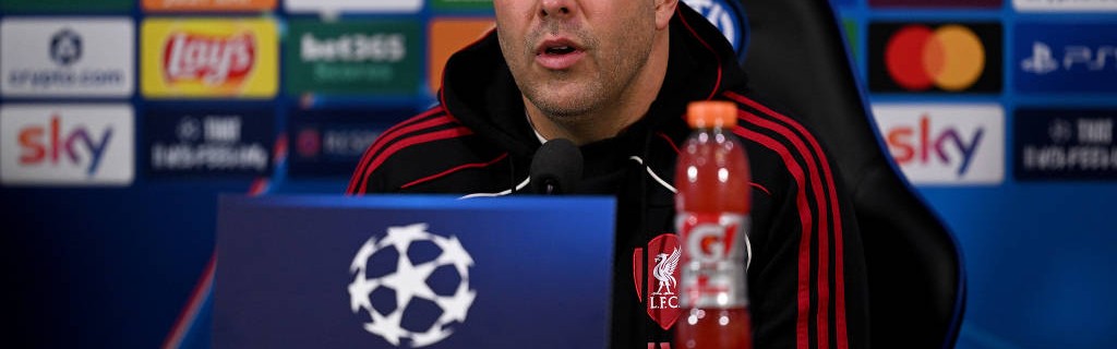 体坛联播｜斯洛特首度公开回应萨拉赫，曼联4比1大胜狼队