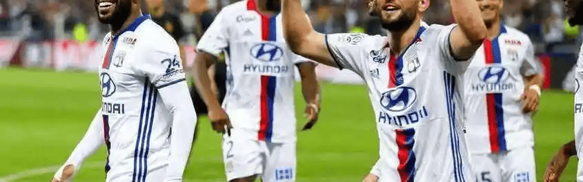 法甲巅峰对决：图卢兹主场阻击领头羊朗斯，榜首保卫战一触即发